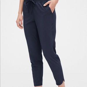 ✨LOT OF 3✨ GAP Recycled Runaround Pants WORN ONCE